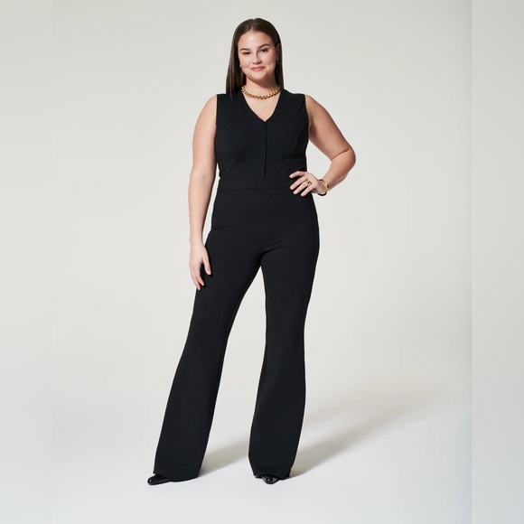 The perfect jumpsuit - Picture 2 of 2